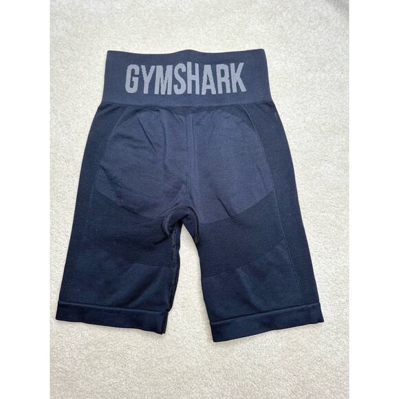 Gymshark: Black Biker Shorts - Picture 1 of 9